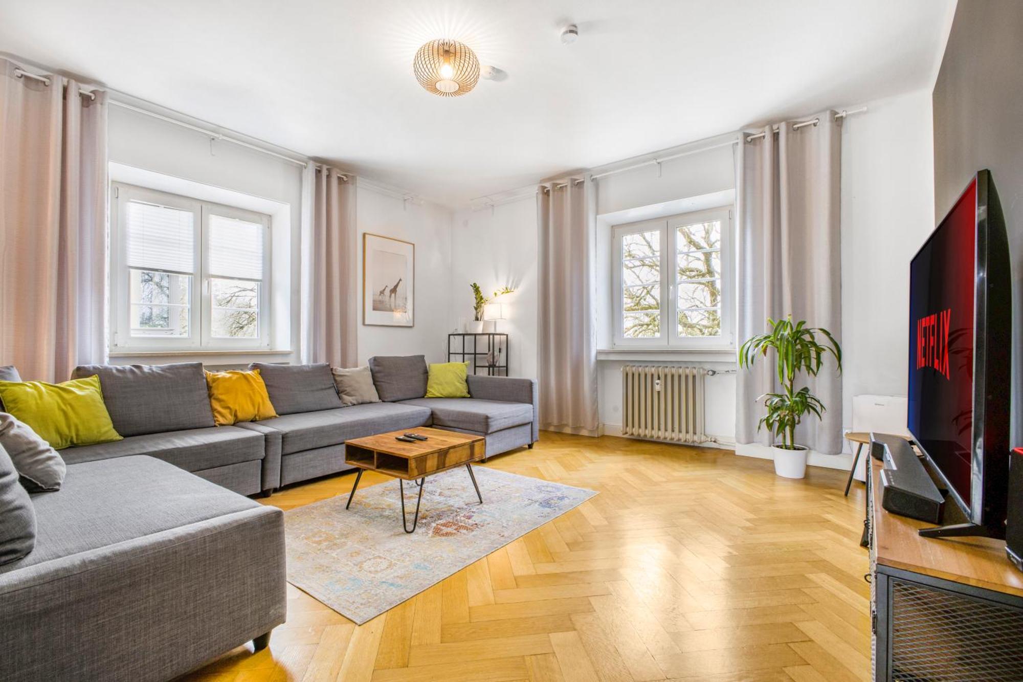 Ferienwohnung FAWAY: Nähe Audi&Bhf - Parken - Küche - Netflix Ingolstadt Exterior foto