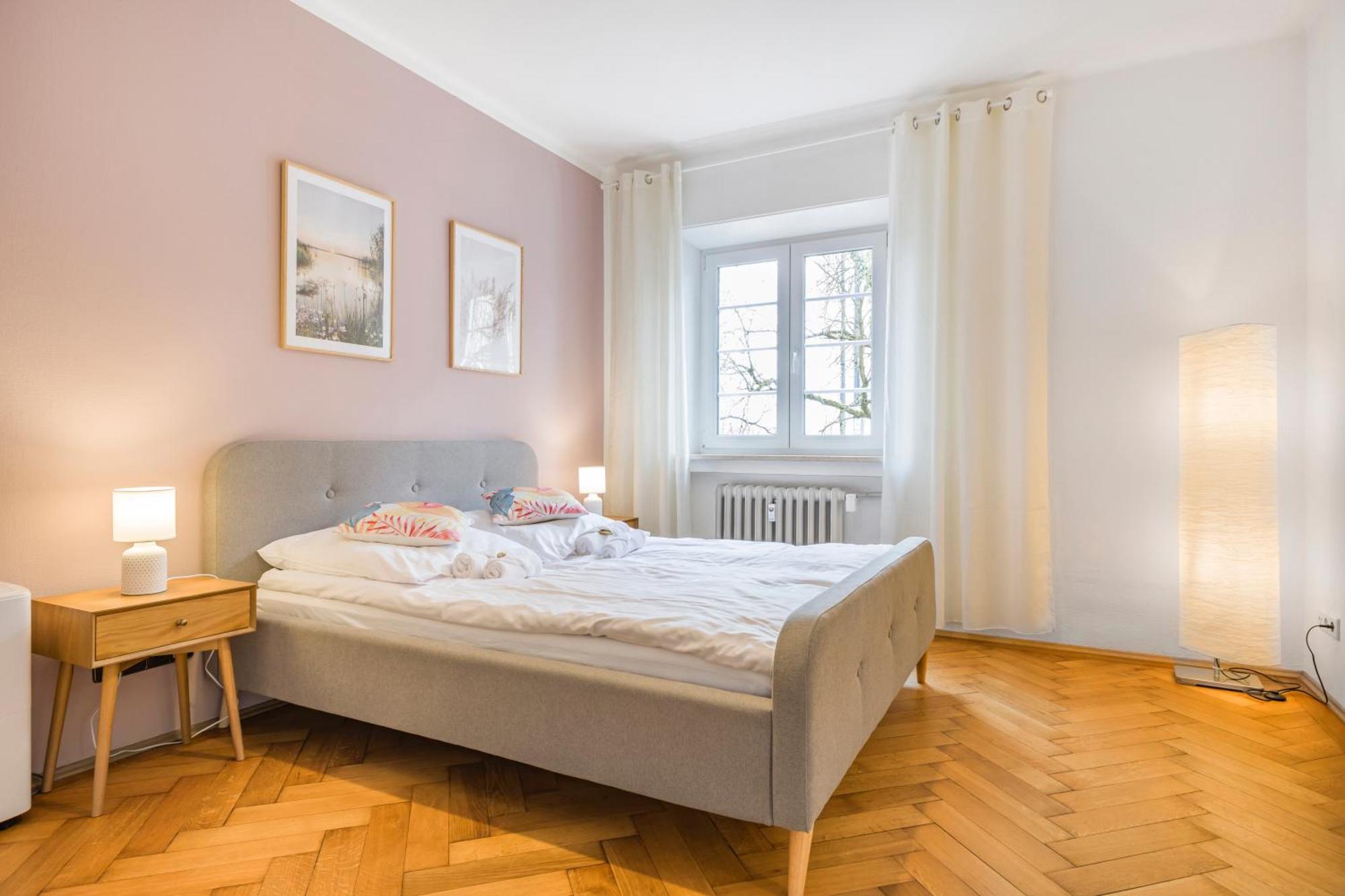Ferienwohnung FAWAY: Nähe Audi&Bhf - Parken - Küche - Netflix Ingolstadt Exterior foto